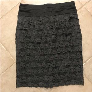 H&M Skirts - NWOT H&M lace pencil skirt size 10 H&M Skirts - NWOT H&M lace pencil skirt size 10